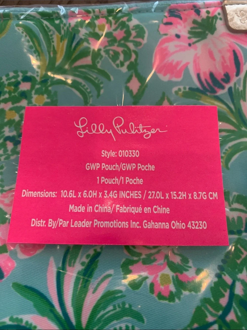 NWT—-Lilly Pulitzer Turquoise Pink Floral Cosmetic Pouch in Surf Blue.